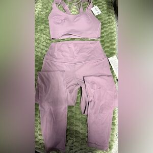 Lululemon nwt set in lavender lux